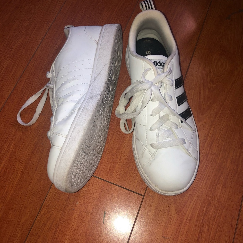 Super cute adidas sneakers